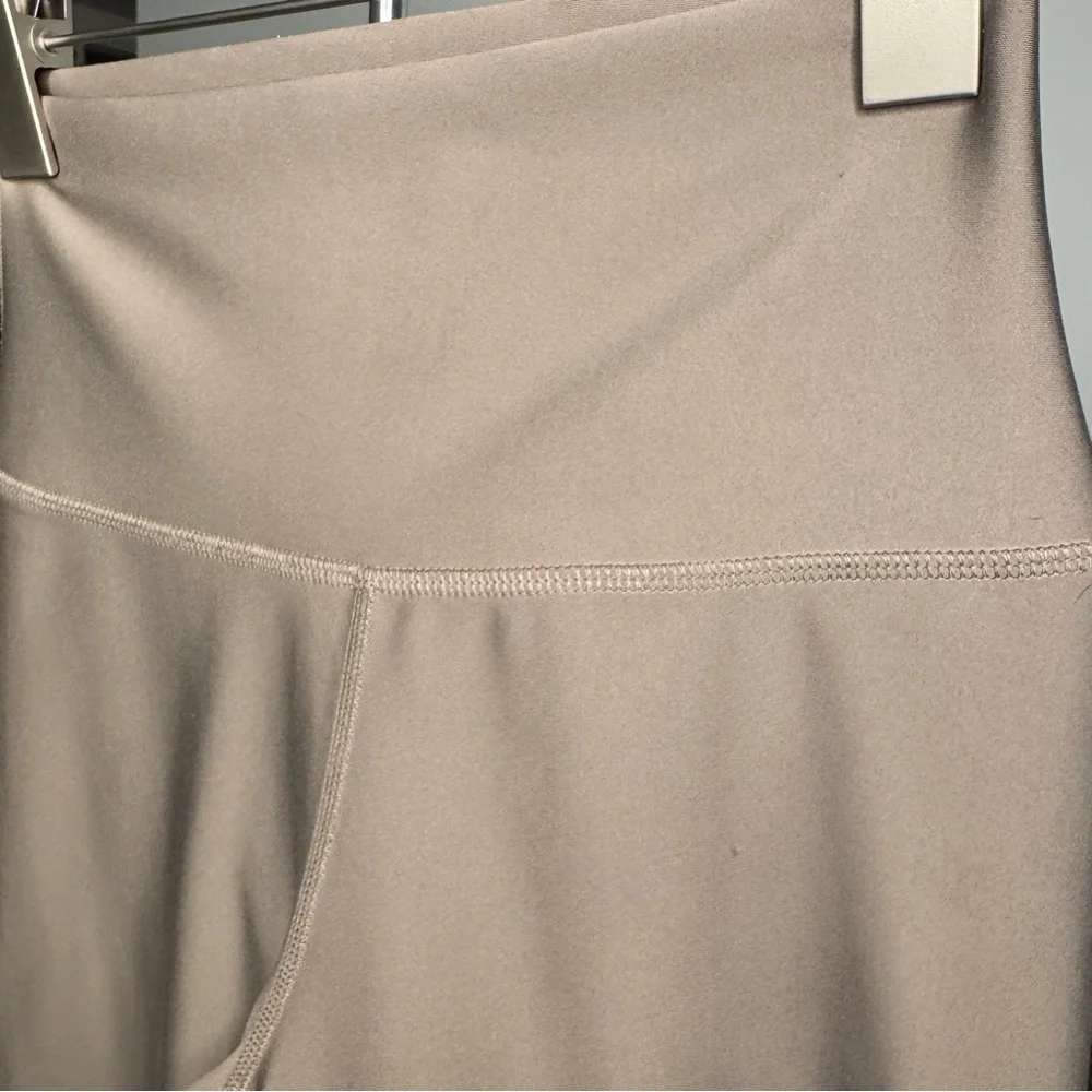 ALO Yoga Women's High-Waist Airlift Legging Gravel Neutral Tan Taupe Size Small - Picture 7 of 11